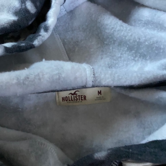hollister hoodie , worn only once, since M - Picture 1 of 2
